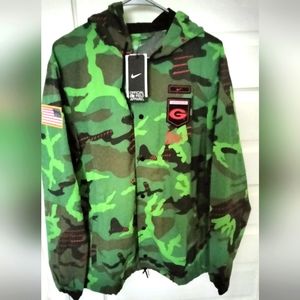 Nike Georgia Bulldogs UGA On Field  Camo Water Repellant Jacket Men Size XL